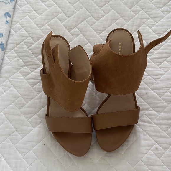 4.5 inch brown-nude Pelle Mode heels - Picture 2 of 4